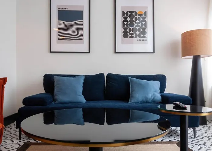 Апартаменти Vt Station Con Garaje *